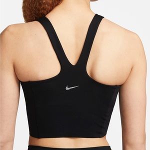NIKE high neck cropped tank